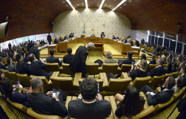 VITÓRIA ? STF vota a inconstitucionalidade da lei 9055/95 