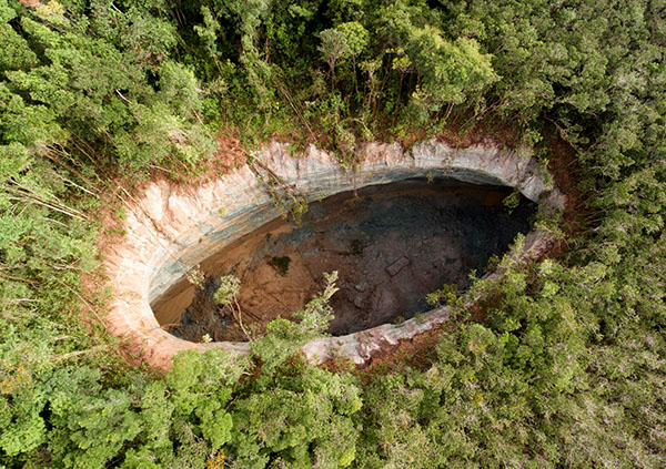 Cratera pode ser mais um problema causado pela Dow na Bahia