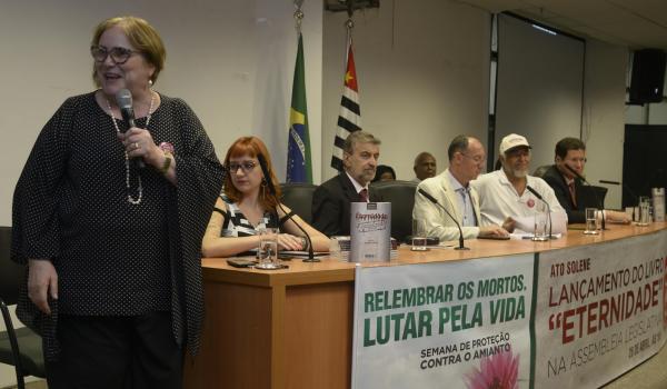 Eternidade, a construção social do banimento do amianto no Brasil
