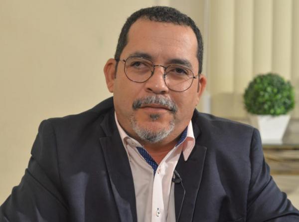 Caetanos e a matemática de quem trabalha