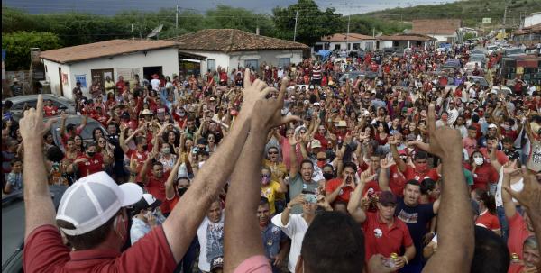 Lucio e Edinho participaram de uma carreata entre Gavião e Areião
