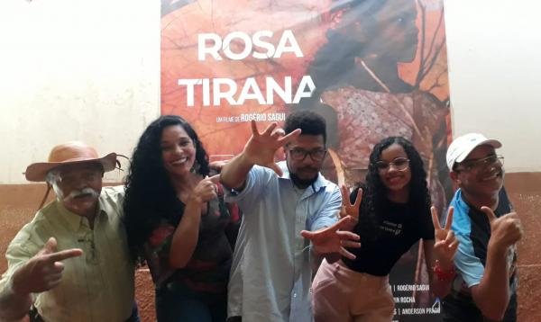 Avant Premiere de Rosa Tirana lota a sala de cinema